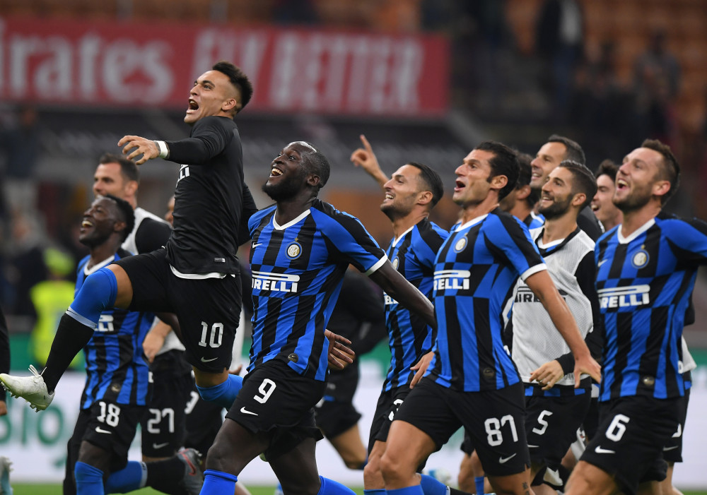 杜伦和康宁汉姆是近10年活塞首对同时砍30分两双的二人组