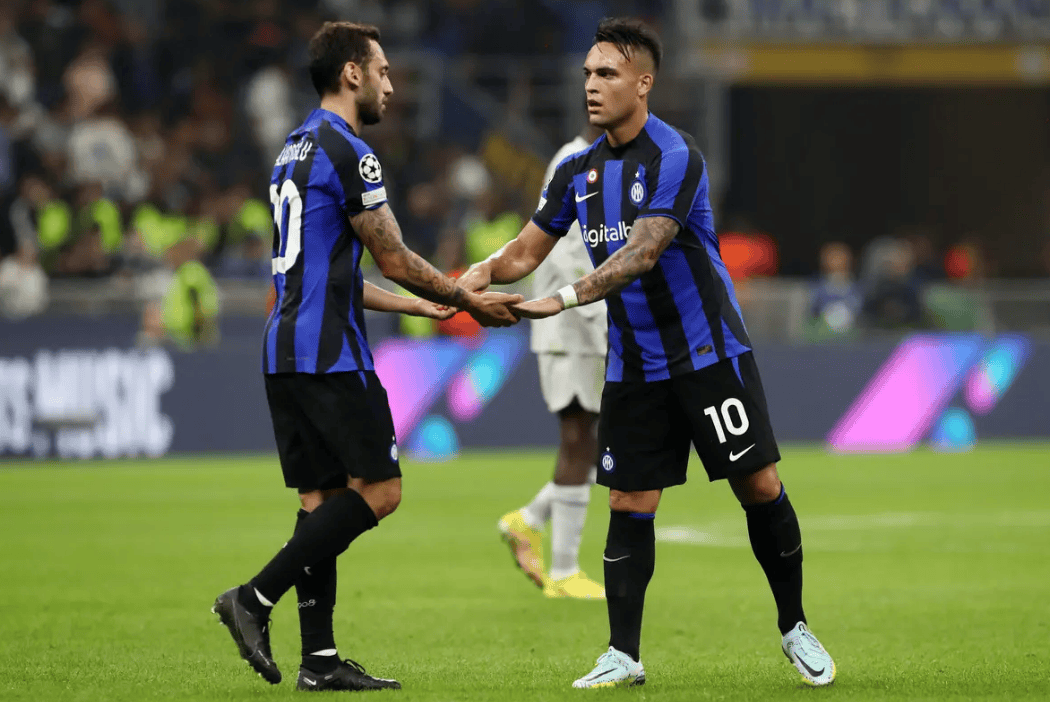 神锋，帕罗特11月2场世预赛打入5球帮助爱尔兰挺进附加赛