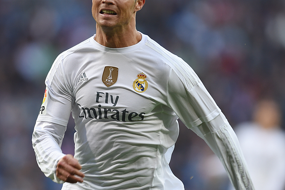 詹姆斯生涯关键时刻出手至少4次投篮的比赛，命中率达59%