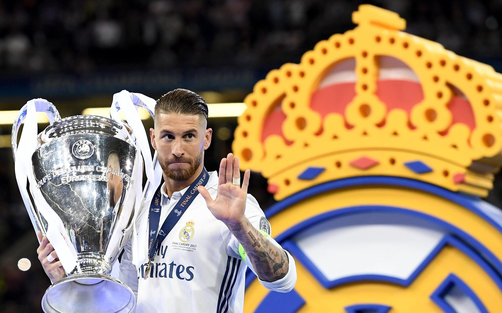 情绪不佳，吉拉西在下半场被换下时拒绝与主教练科瓦奇握手