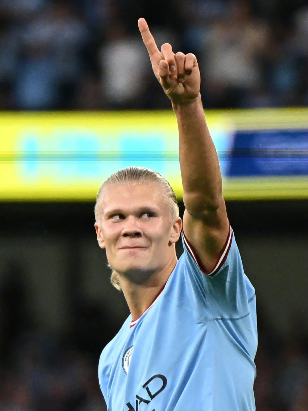 22岁巴西大中锋13场11球异军突起，安帅获完美拼图